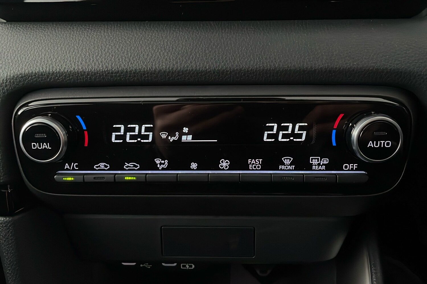 Used Mazda Mazda2 HYBRID 2025 for sale - 77729322: Photo 15