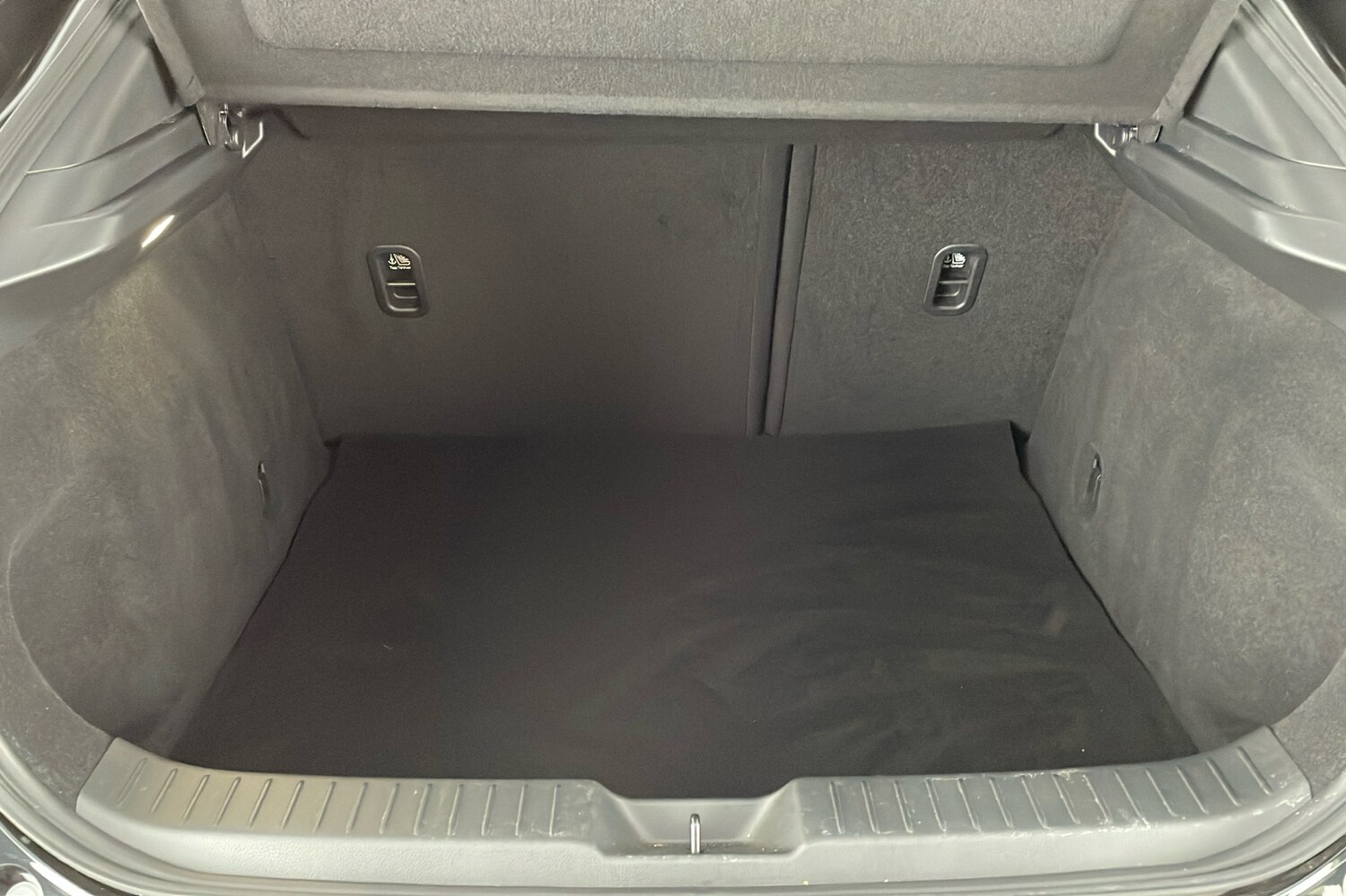 Used Mazda CX-30 2023 for sale - 77917050: Photo 18