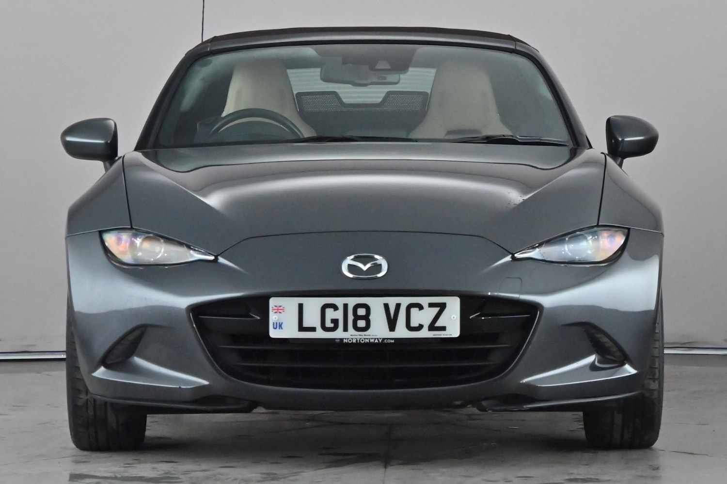 Used Mazda MX-5 for sale - 77729359: Photo 2