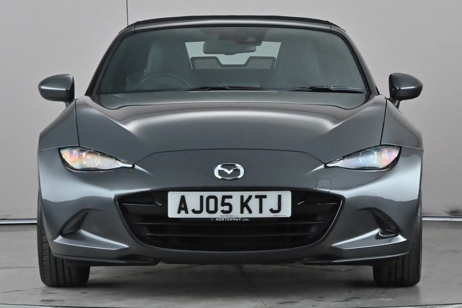 Used Mazda MX-5 for sale - 77729372: Photo 2