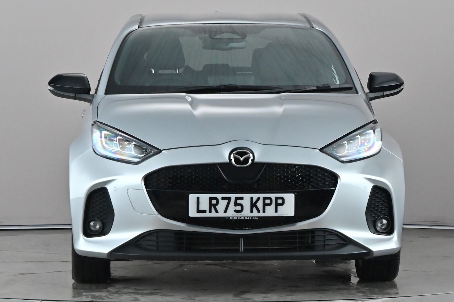 Used Mazda Mazda2 HYBRID 2025 for sale - 77729341: Photo 2