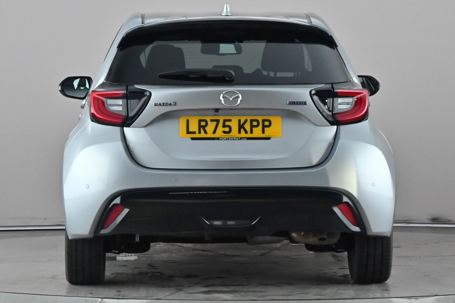 Used Mazda Mazda2 HYBRID 2025 for sale - 77729341: Photo 6