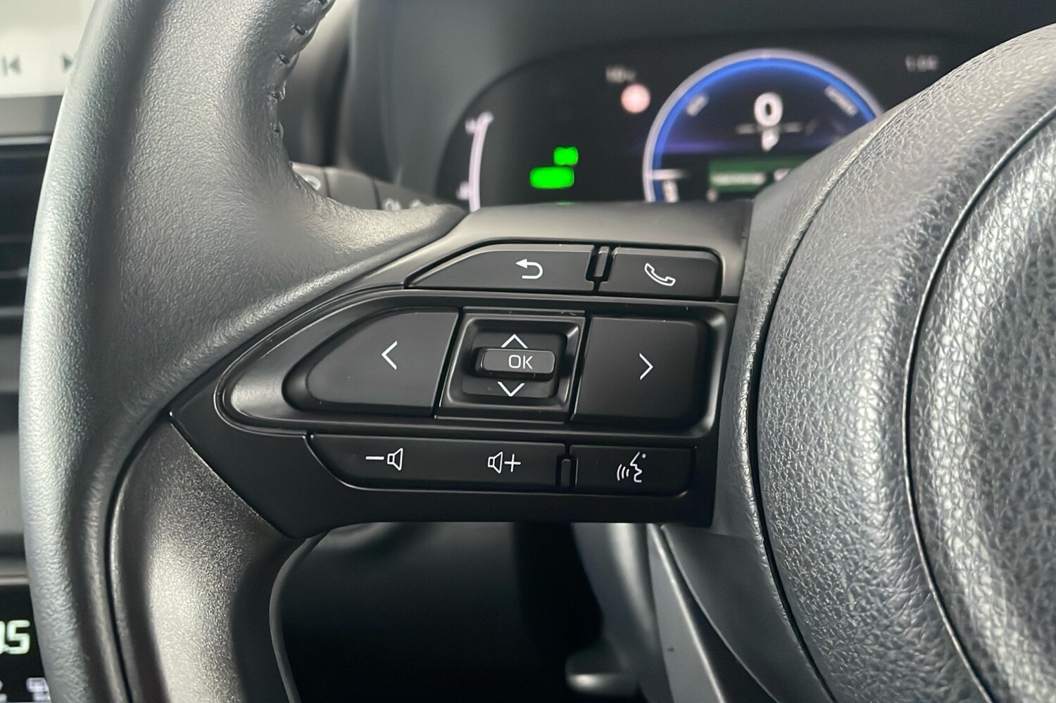 Used Mazda Mazda2 HYBRID 2024 for sale - 77729342: Photo 16