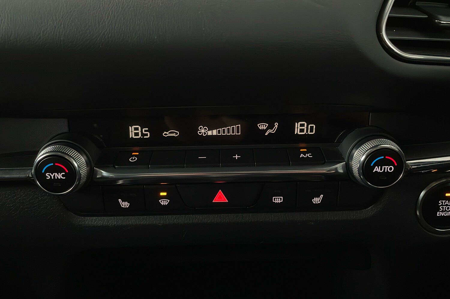 Used Mazda CX-30 2022 for sale - 77937681: Photo 15