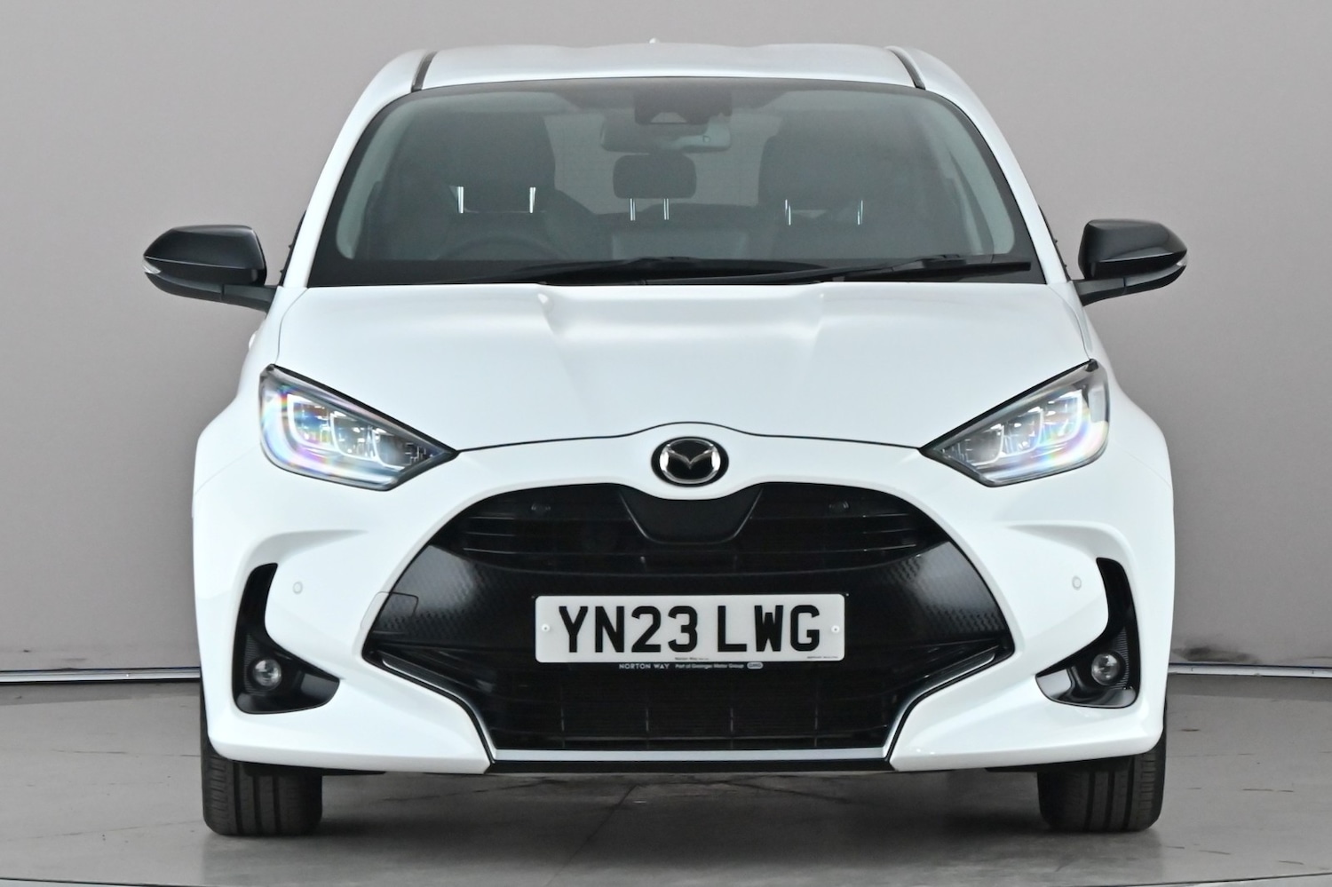 Used Mazda Mazda2 HYBRID 2023 for sale - 77744070: Photo 2