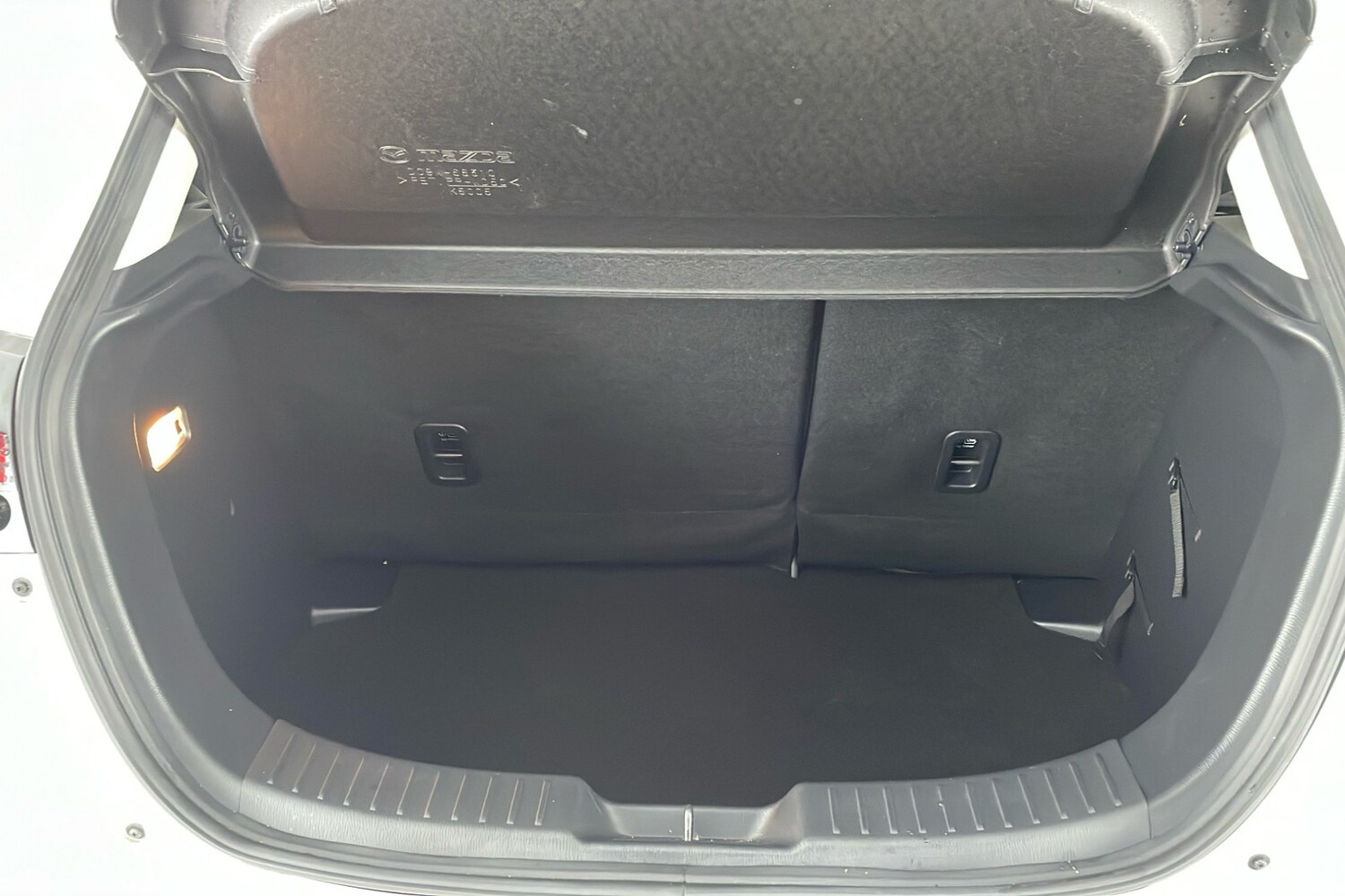 Used Mazda Mazda2 for sale - 77729393: Photo 24