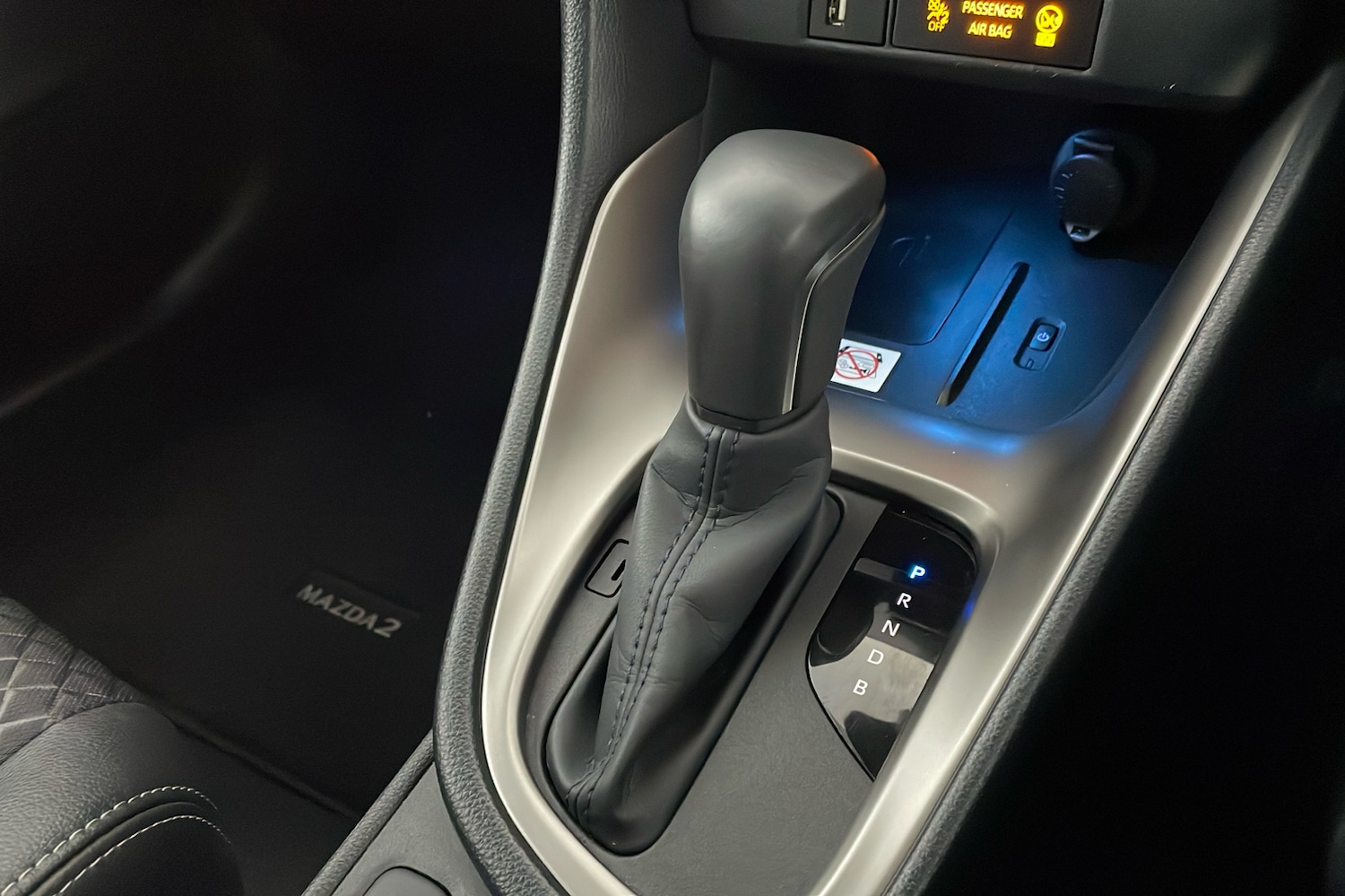 Used Mazda Mazda2 HYBRID 2023 for sale - 78197354: Photo 12