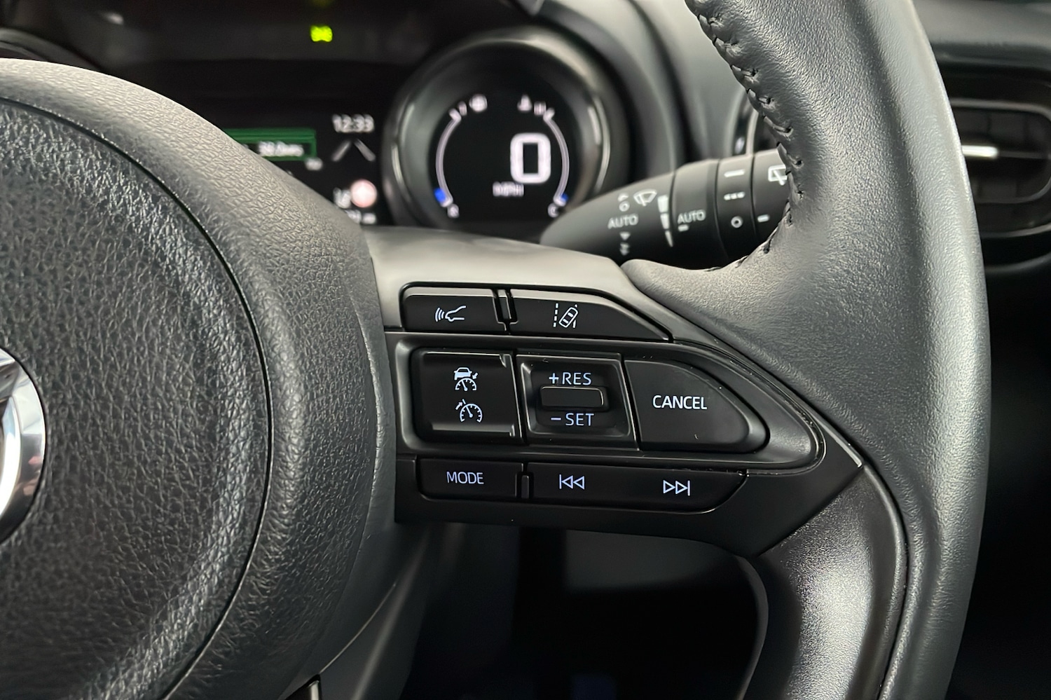 Used Mazda Mazda2 HYBRID 2023 for sale - 78197354: Photo 17