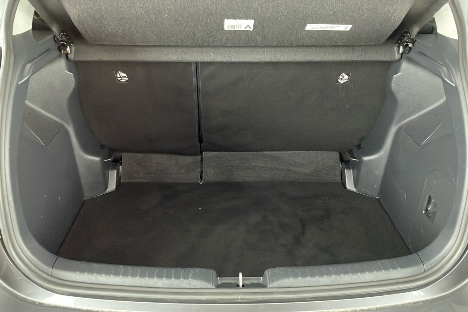 Used Mazda Mazda2 HYBRID 2023 for sale - 78197354: Photo 18