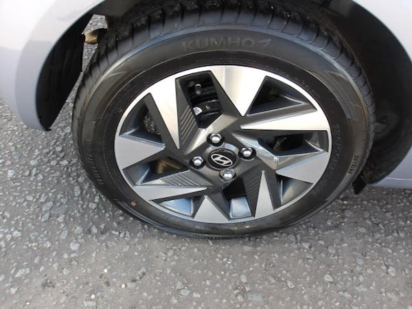 Used Hyundai i10 2024 for sale - 76273408: Photo 10