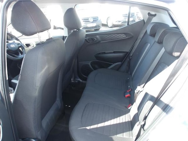 Used Hyundai i10 2024 for sale - 76273408: Photo 19