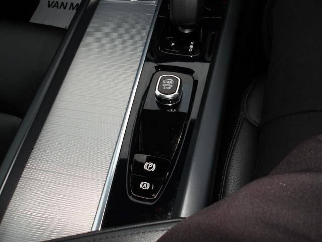 Used Volvo XC60 2023 for sale - 76568712: Photo 30