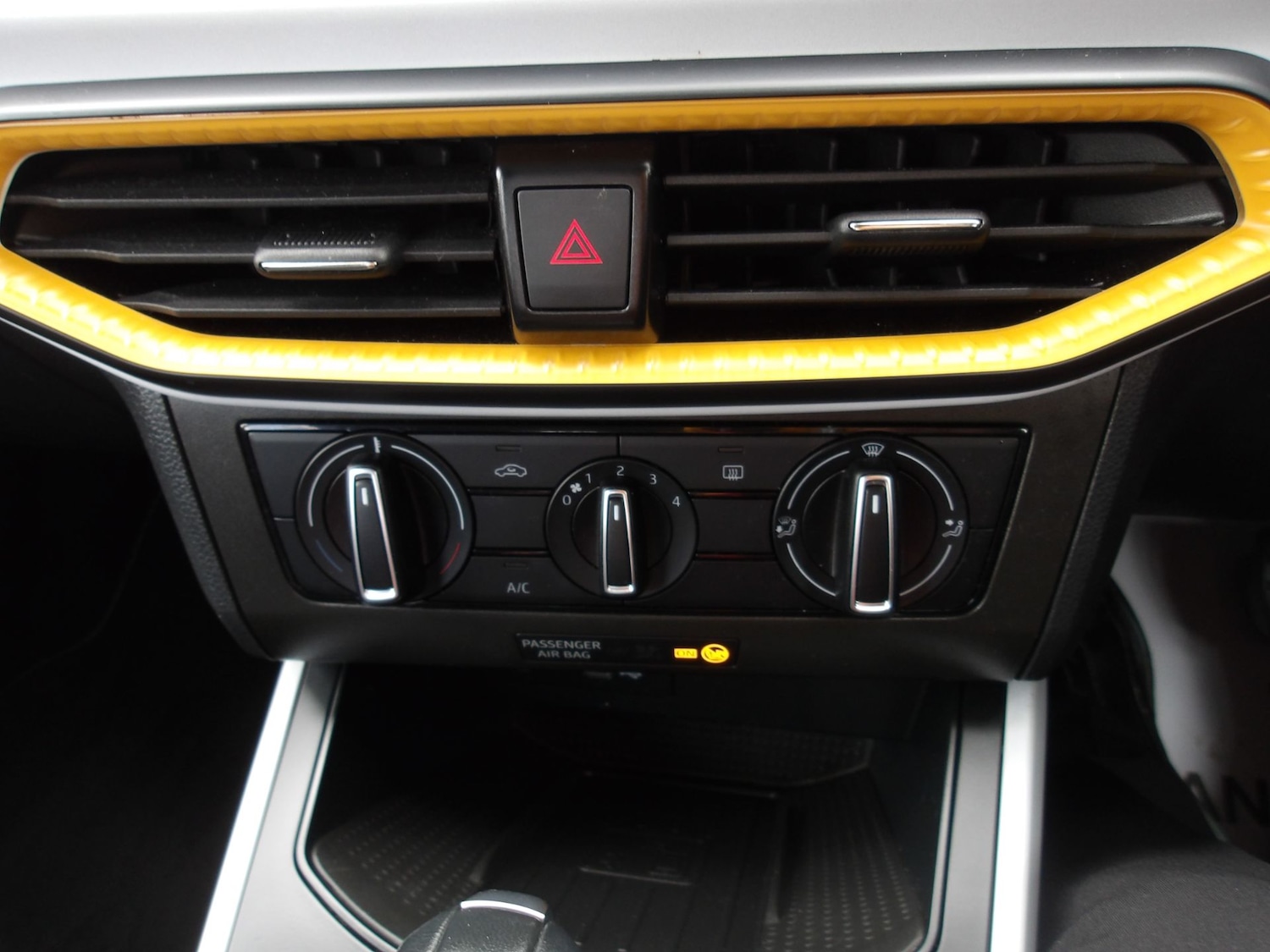 Used SEAT Arona 2023 for sale - 76534559: Photo 29