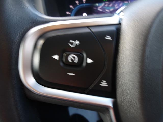 Used Volvo XC60 2023 for sale - 77023391: Photo 26