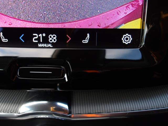 Used Volvo XC60 2023 for sale - 77023391: Photo 31