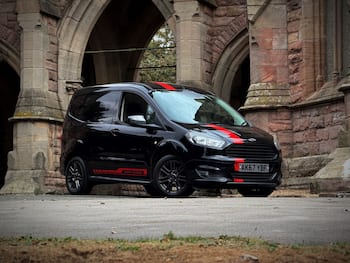 Used Ford Transit Courier 2018 for sale - 79742655: Photo