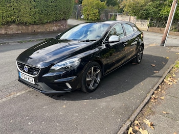 Used Volvo V40 2014 for sale - 76115575: Photo