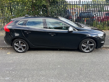 Used Volvo V40 2014 for sale - 76115575: Photo