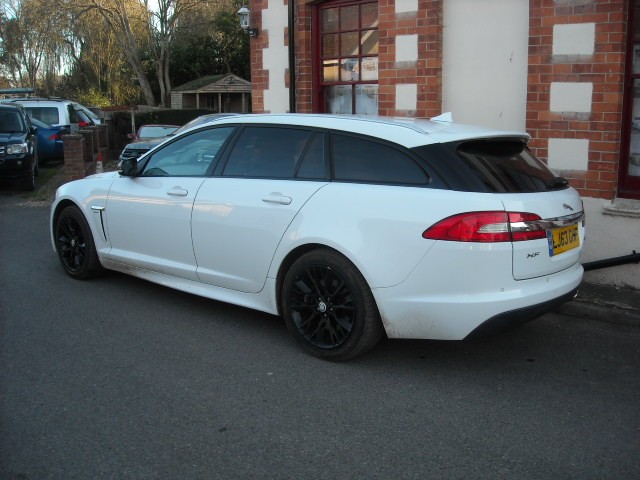 Used Jaguar XF 2014 for sale - 76668311: Photo 5