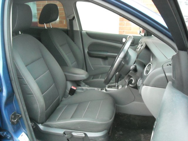 Used Ford Focus 2009 for sale - 77563655: Photo 4
