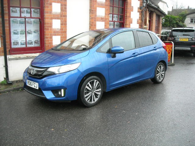 Used Honda Jazz 2016 for sale - 76854931: Photo 2