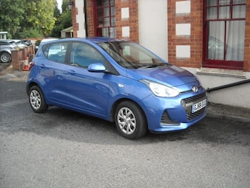 Used Hyundai i10 2018 for sale - 79680587: Photo