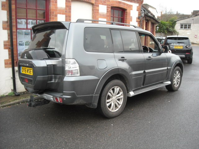 Used Mitsubishi Shogun 2016 for sale - 76706712: Photo 3