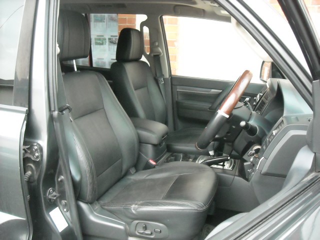 Used Mitsubishi Shogun 2016 for sale - 76706712: Photo 4