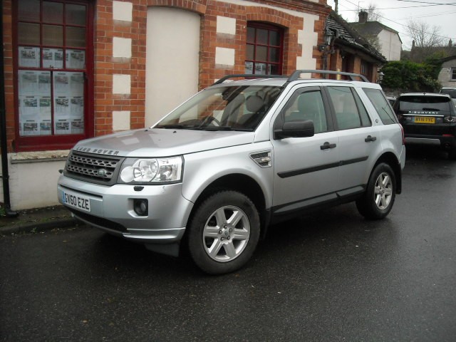 Used Land Rover Freelander 2011 for sale - 76854958: Photo 2