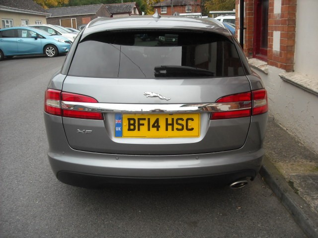 Used Jaguar XF 2014 for sale - 76313787: Photo 6