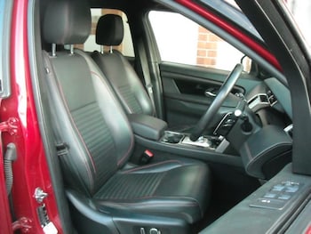 Used Land Rover Discovery Sport 2021 for sale - 79526239: Photo