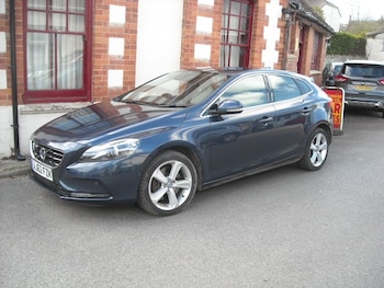 Used Volvo V40 2012 for sale - 78111713: Photo