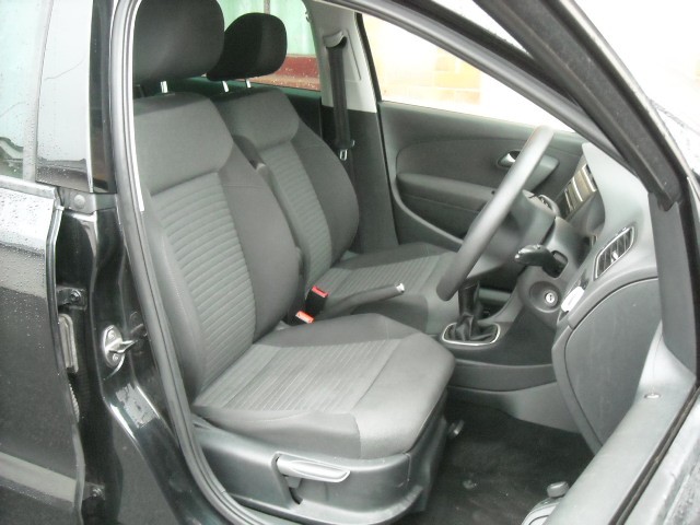 Used Volkswagen Polo 2011 for sale - 77795214: Photo 4