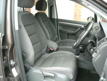 Used Volkswagen Touran 2012 for sale - 74484061: Photo