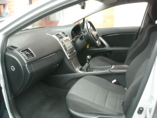 Used Toyota Avensis 2012 for sale - 77795209: Photo 7