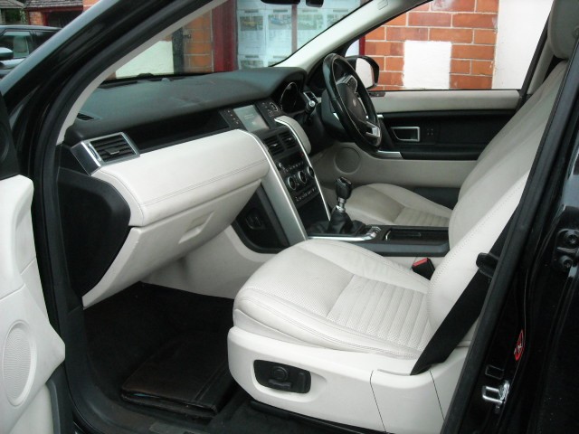 Used Land Rover Discovery Sport 2015 for sale - 76545955: Photo 7