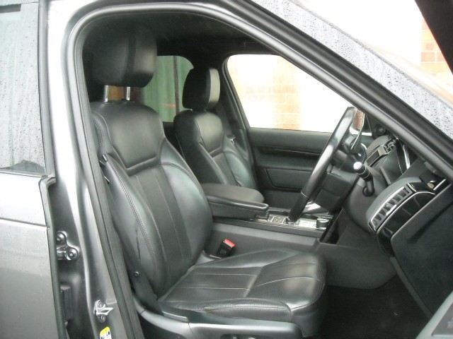 Used Land Rover Discovery 2017 for sale - 78201553: Photo 4