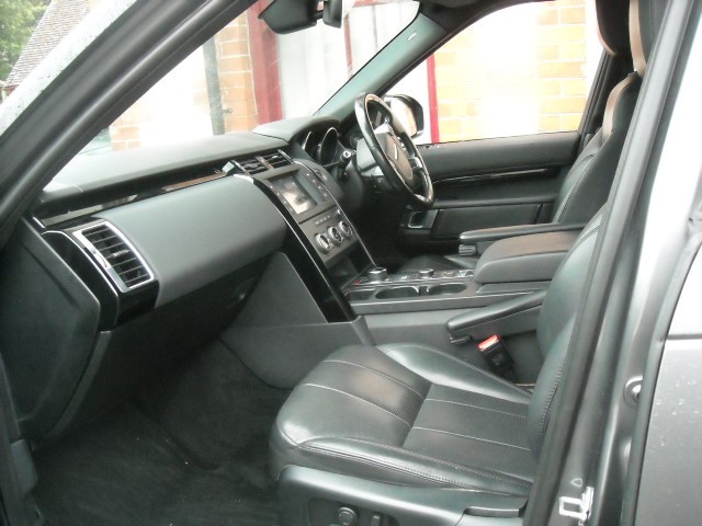 Used Land Rover Discovery 2017 for sale - 78201553: Photo 7