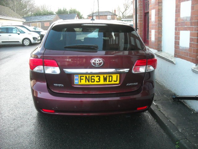 Used Toyota Avensis 2013 for sale - 77236236: Photo 6