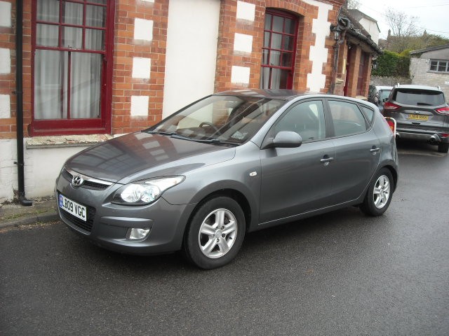 Used Hyundai i30 2009 for sale - 78049885: Photo 2