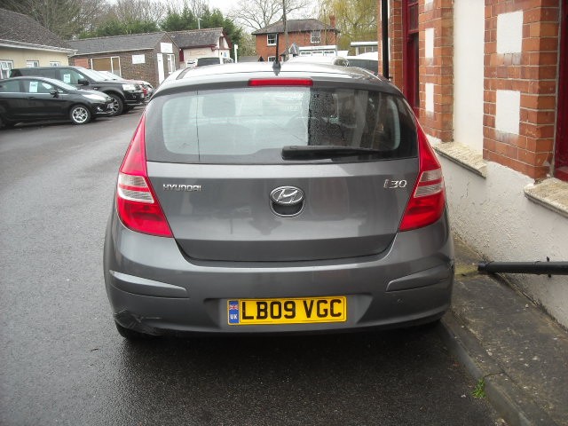 Used Hyundai i30 2009 for sale - 78049885: Photo 6