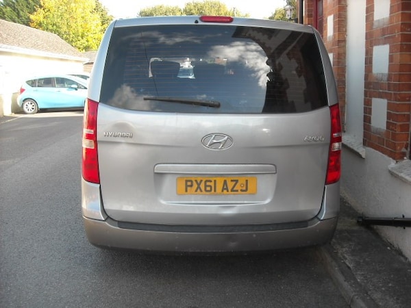 Used Hyundai i800 2011 for sale - 76178992: Photo 6