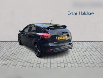 Used Ford Focus 2018 for sale - 78686779: Photo