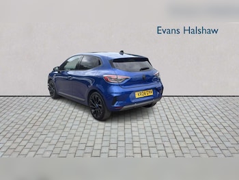 Used Renault Clio 2024 for sale - 78576684: Photo