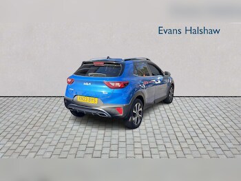 Used Kia Stonic 2023 for sale - 77859979: Photo