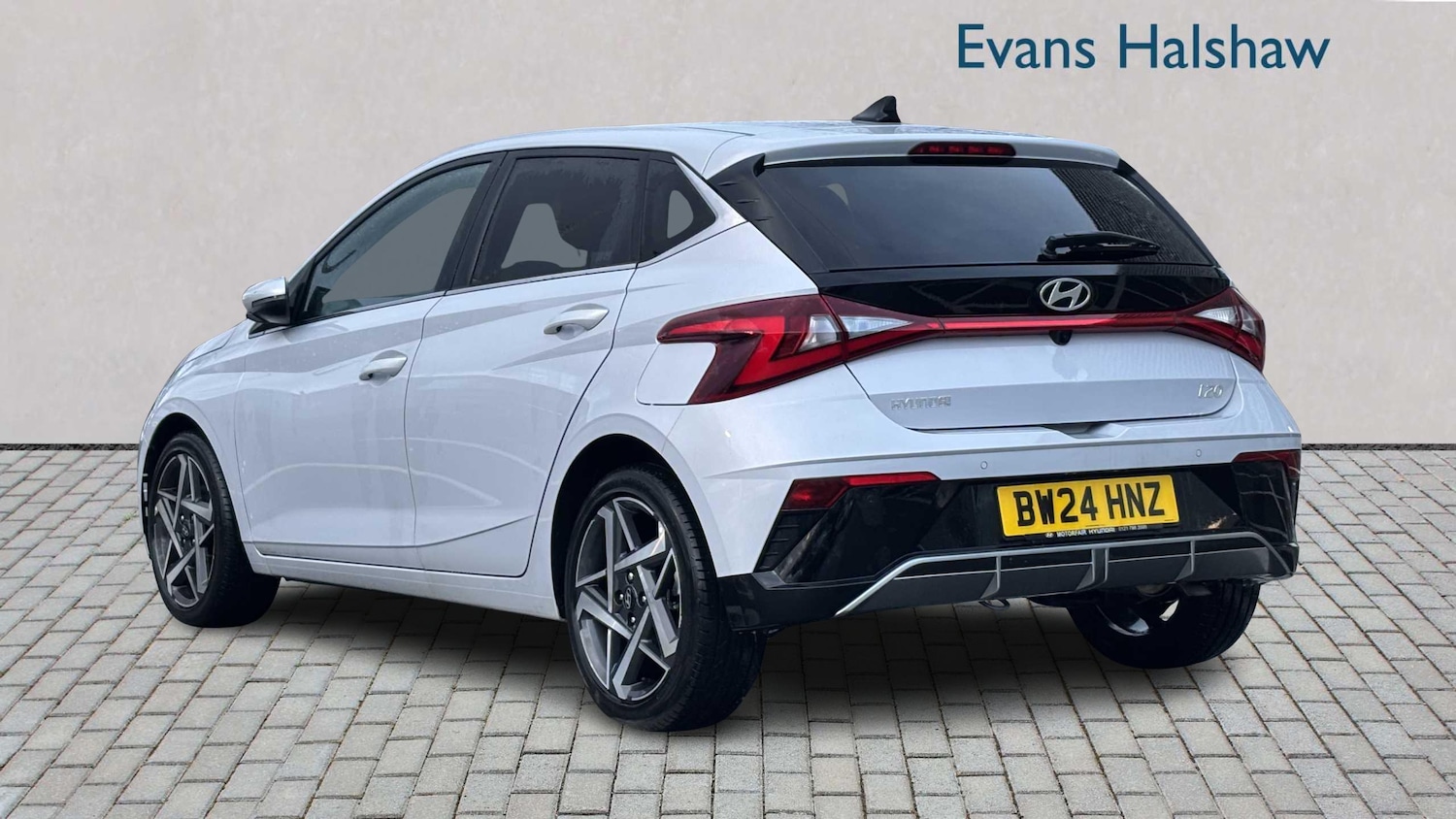 Used Hyundai i20 for sale - 77862051: Photo 2