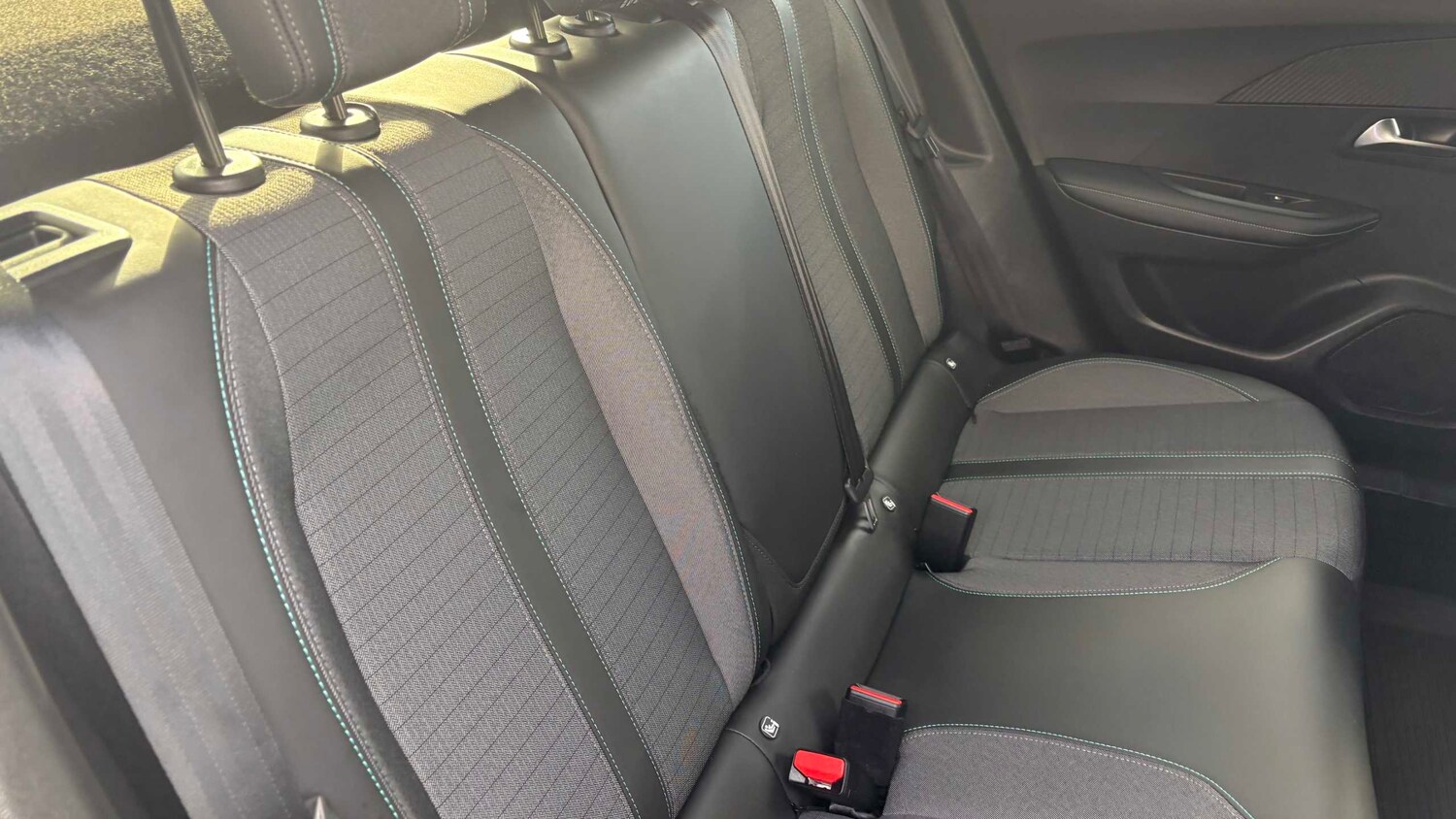 Used Peugeot 2008 2022 for sale - 77861461: Photo 16