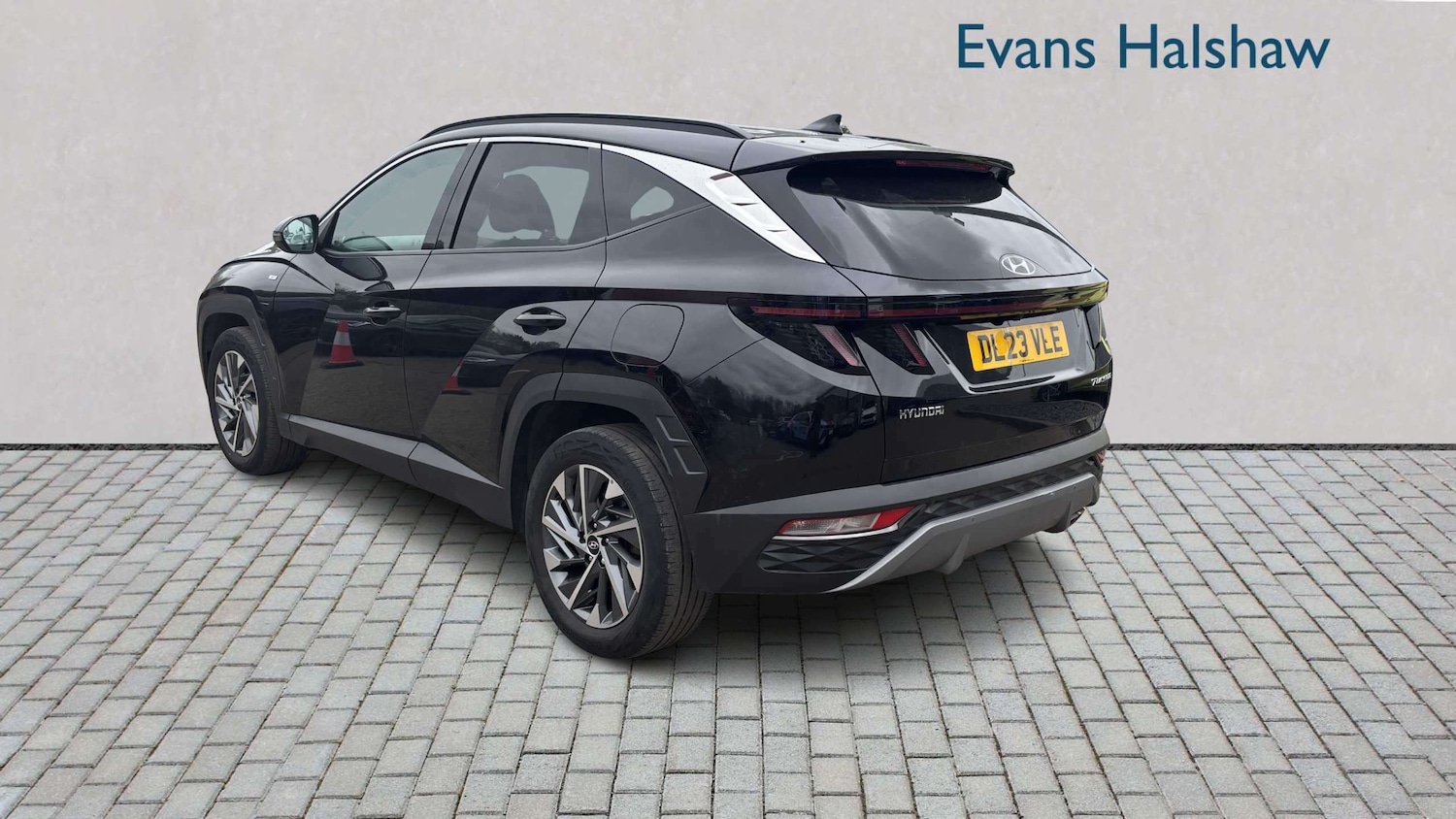 Used Hyundai TUCSON 2023 for sale - 78104948: Photo 3