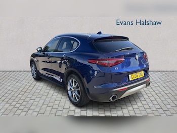 Used Alfa Romeo Stelvio 2018 for sale - 79118173: Photo