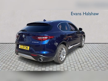 Used Alfa Romeo Stelvio 2018 for sale - 79118173: Photo